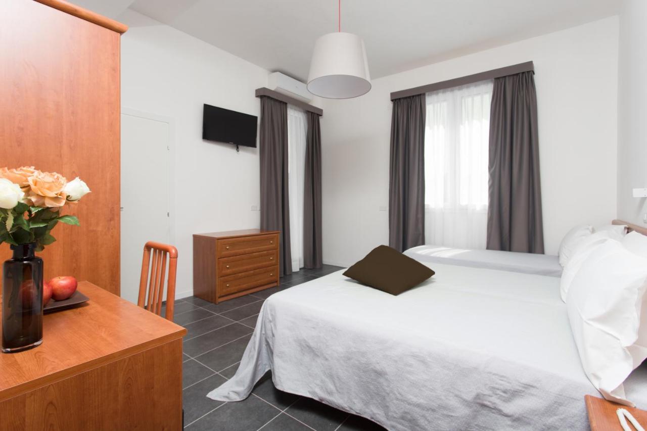 Hotel Star Cesenatico Exterior photo