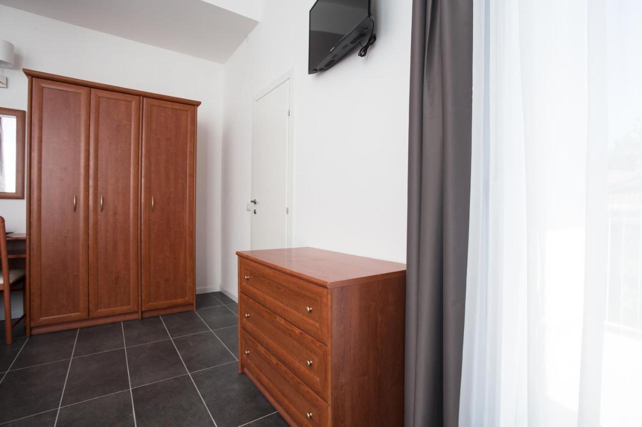 Hotel Star Cesenatico Exterior photo