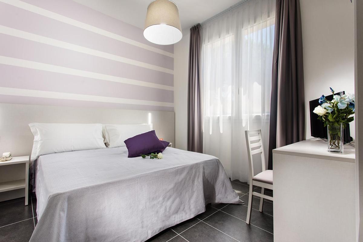 Hotel Star Cesenatico Exterior photo